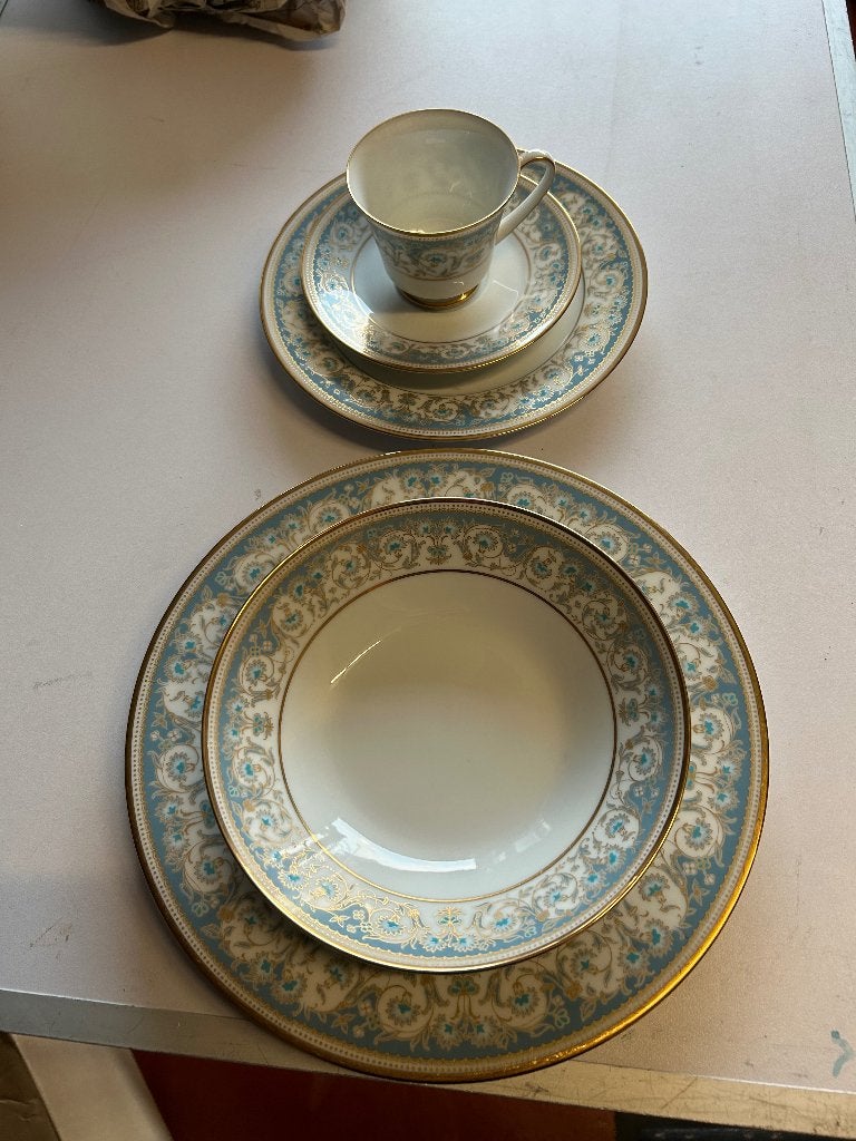 Eet- en koffieservies, Maison & Meubles, Enlèvement, Comme neuf, Assiettes(s)