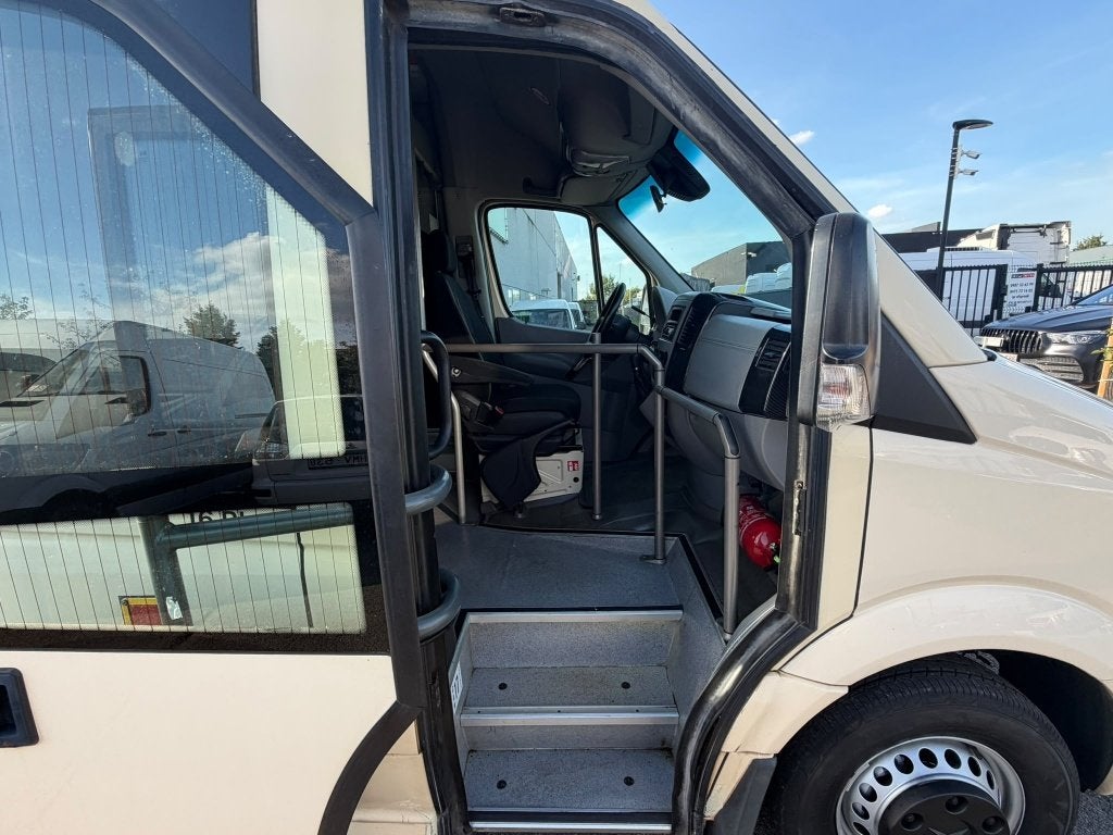 Mercedes Sprinter 519 Bus (Stock ID 28993) — 24
