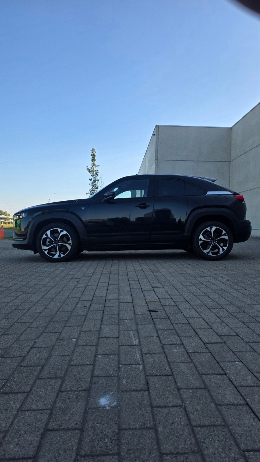 MAZDA MX 30 R-EV MAKOTO HYBRIDE, Automaat, Dealer onderhouden, Euro 6, 360° camera