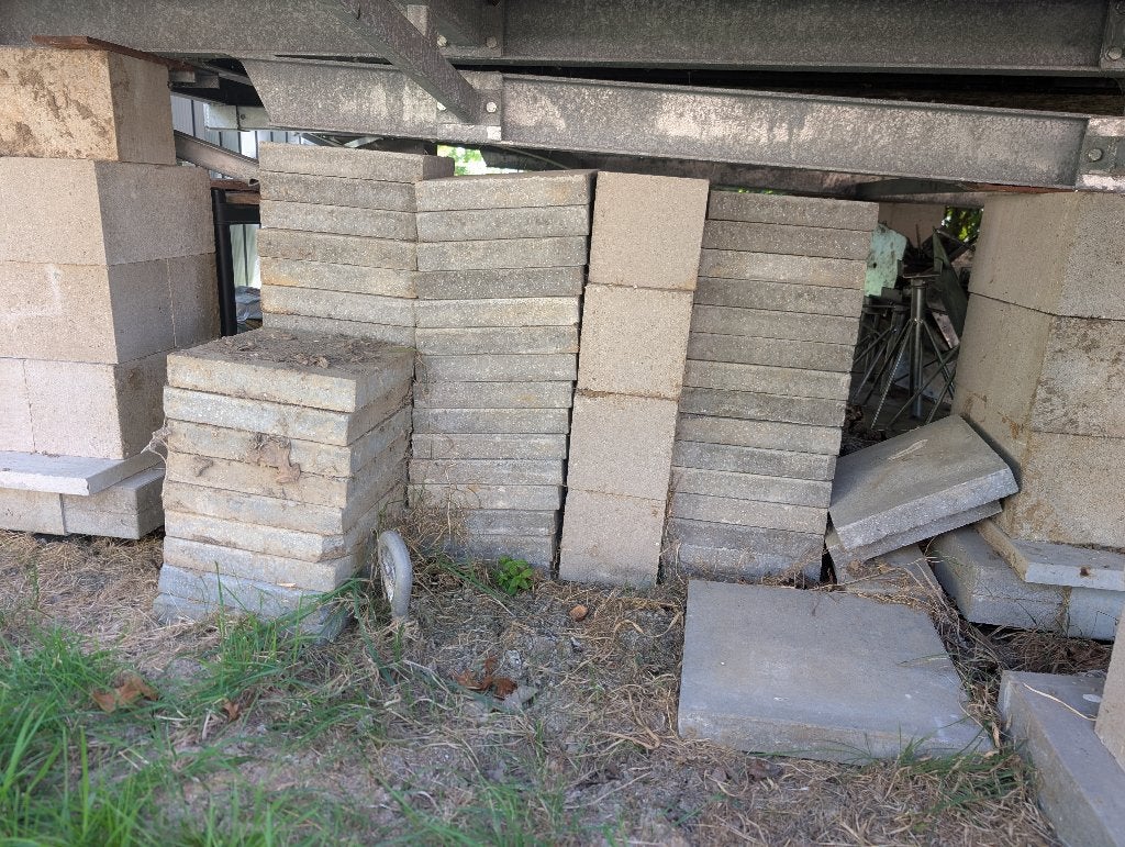 50 betontegels 40x40x5 + zand, betonblokken en split, Ophalen, Nieuw, 5 tot 10 m², Beton