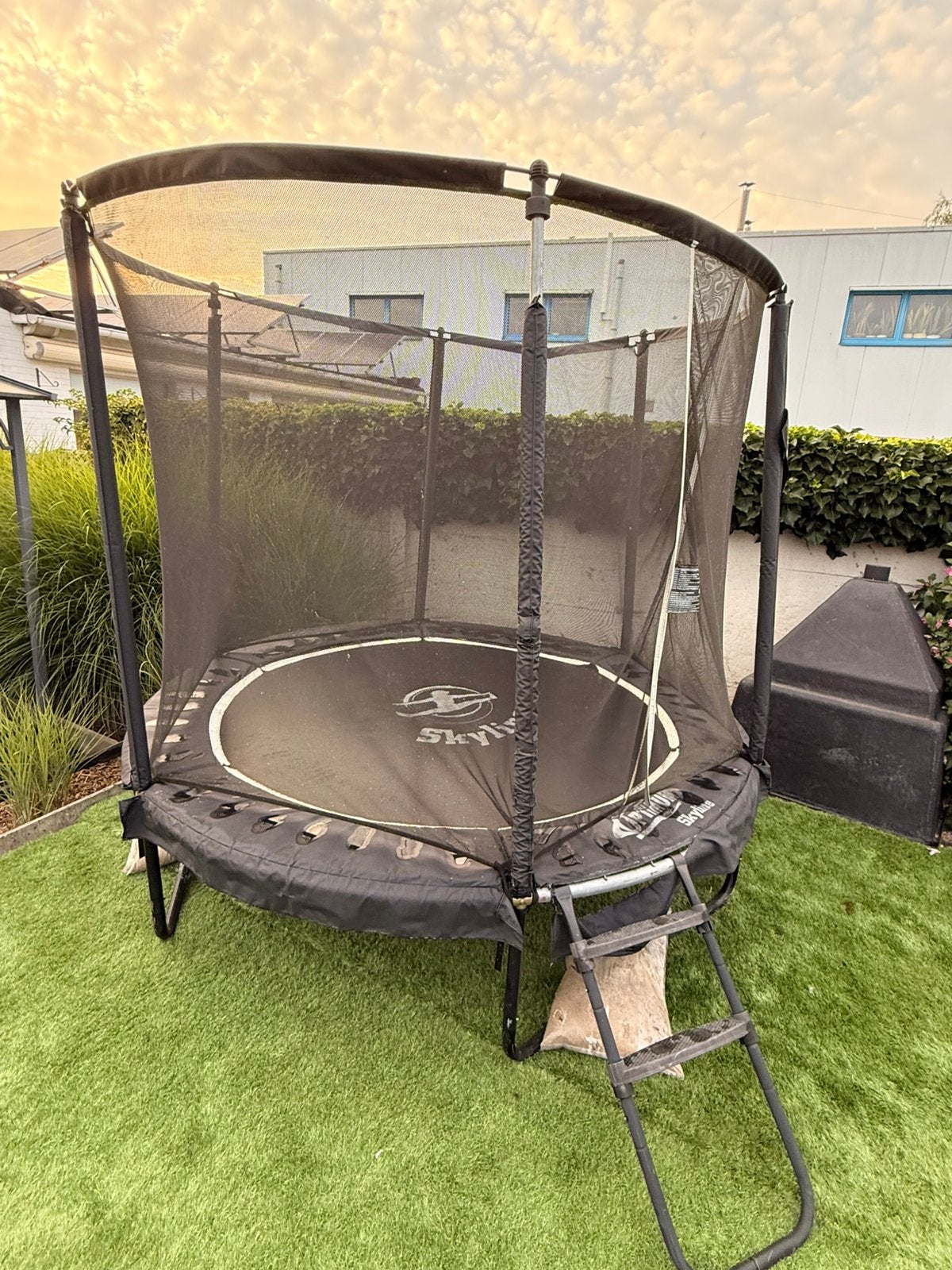 Trampoline Skyline Optimum, Kinderen en Baby's, Speelgoed | Buiten | Trampolines, Ophalen, Zo goed als nieuw