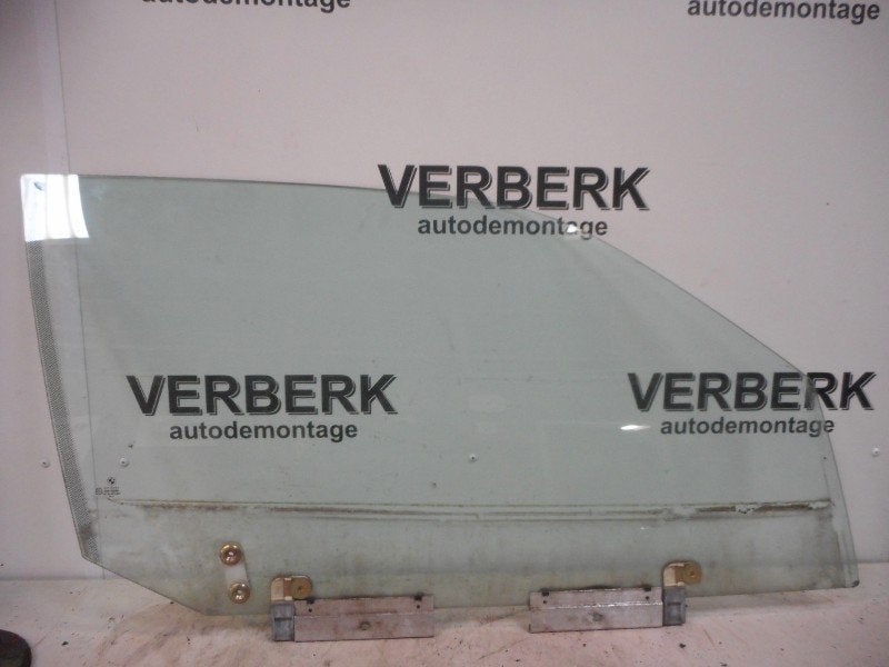 FENETRE OU VITRE DE PORTE DROIT BMW 3 serie (E36 / 2), Autos : Pièces & Accessoires, Utilisé, BMW, Petuelring 130
80809  München, DE