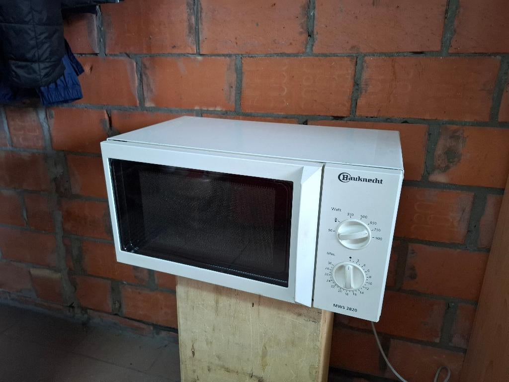 microgolfoven, Electroménager, Micro-ondes, Enlèvement, Utilisé, 45 à 60 cm, Micro-ondes
