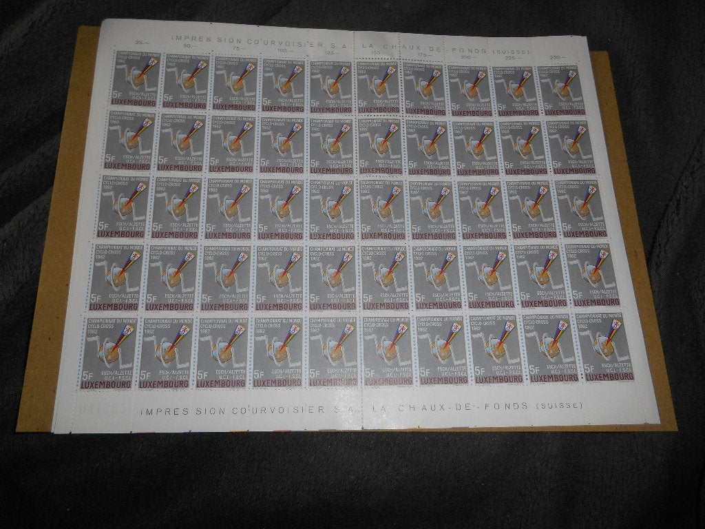 Planche de 40 timbres Luxembourgeois de 5FR de 1962 ch du M, Enlèvement ou Envoi