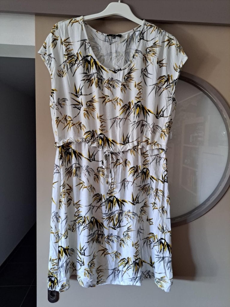 Yest, zomerjurk, mt 44, Kleding | Dames, Jurken, Yest, Ophalen of Verzenden, Zo goed als nieuw, Maat 42/44 (L)