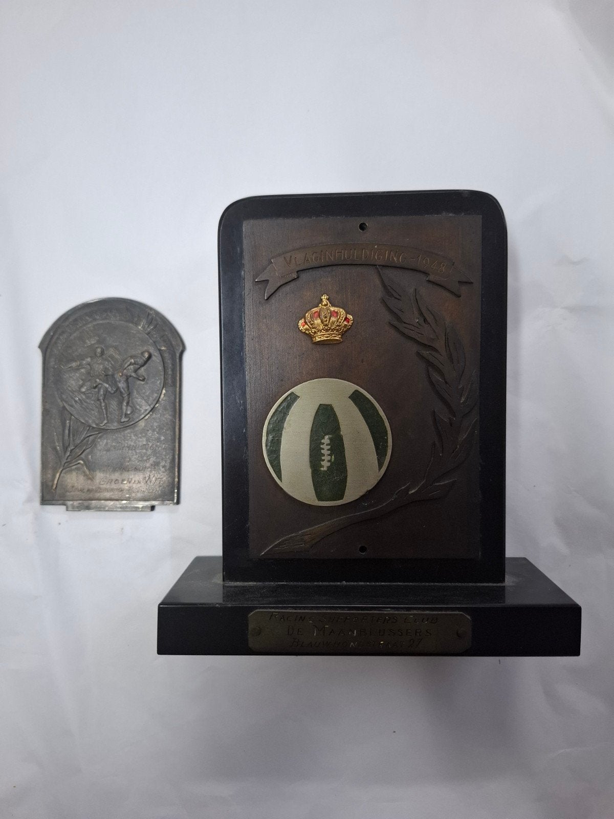 2 medailles vlaginhuldiging Racing Mechelen 1948, Enlèvement ou Envoi