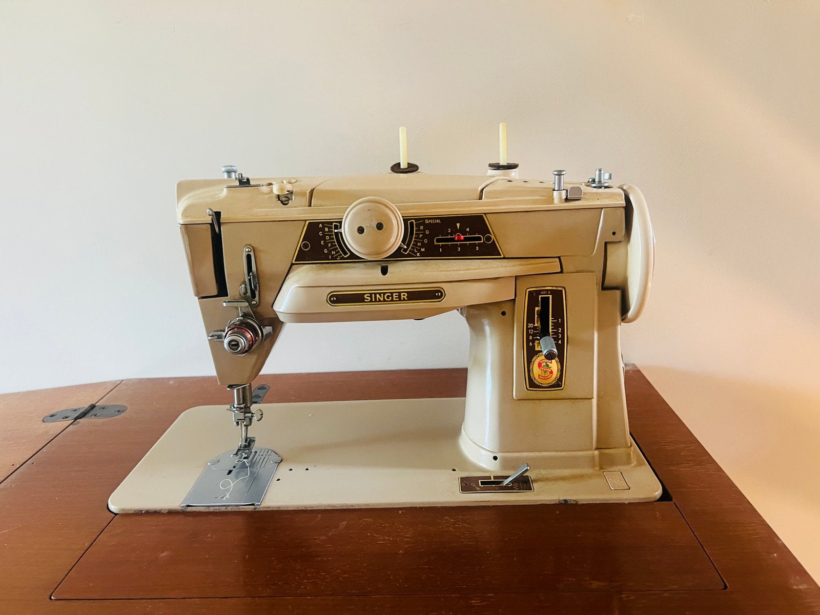 Singer 328K Naaimachine, Ophalen