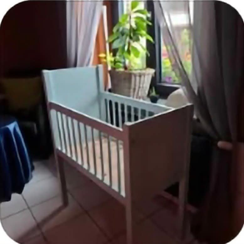 Lit 1 er âge bébé, Enlèvement ou Envoi, Comme neuf, Lit