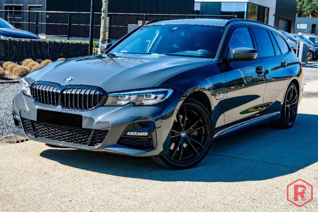 BMW 320e Touring M Sport Individual Historiek BTWwagen, Auto's, BMW, Automaat, Achterwielaandrijving, 4 cilinders, Leder
