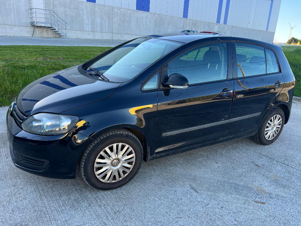 Volkswagen Golf Plus 1.6 Diesel Accidenté arrière, Autos, Golf Plus, Euro 5, Achat, Entreprise