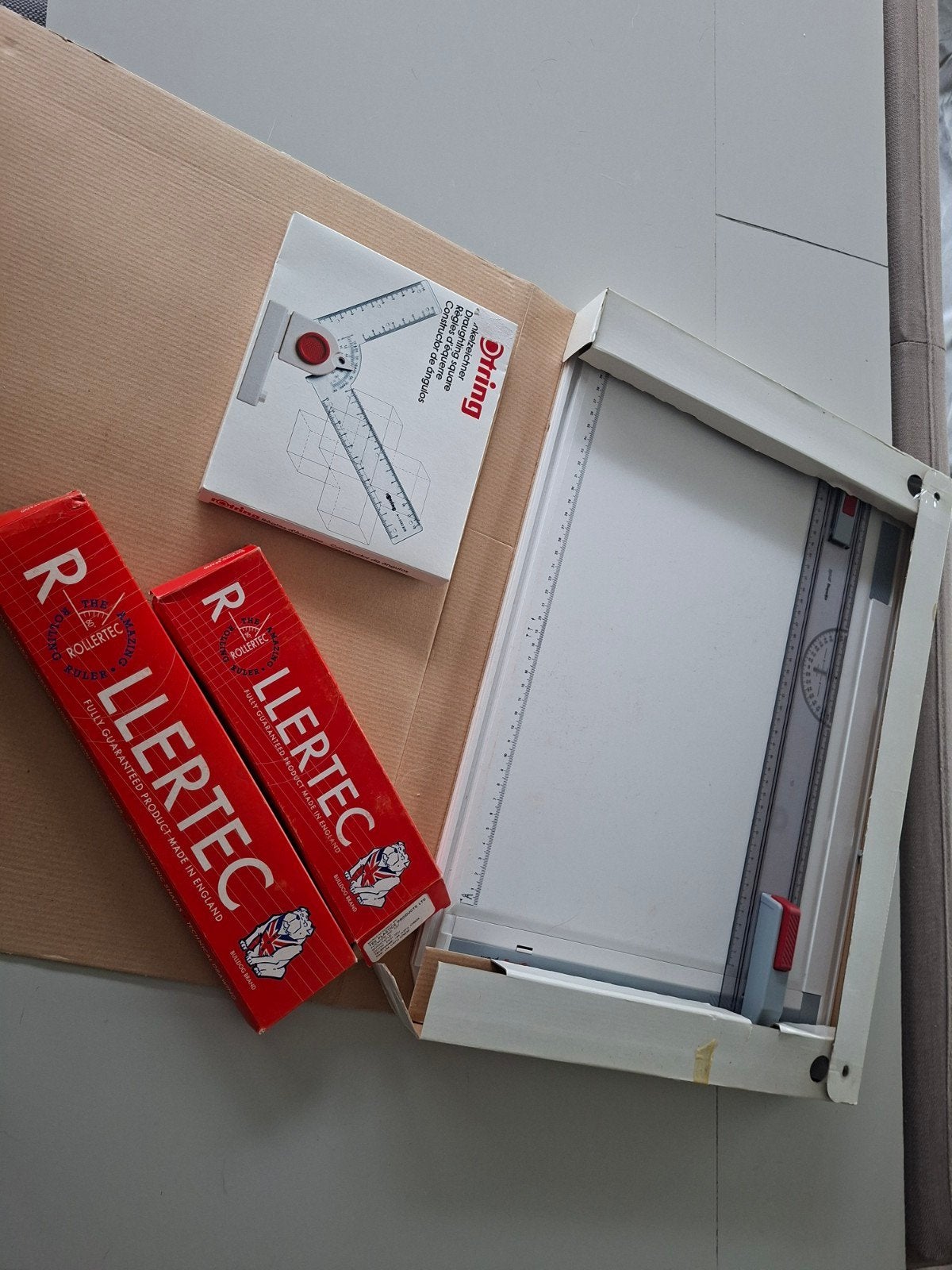 Rothring tekenmateriaal A3 + 2x Rollertec in nieuwstaat, Diversen, Ophalen of Verzenden, Zo goed als nieuw