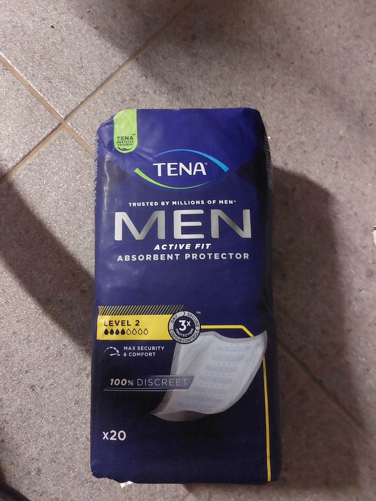 Tena men pakketje, Enlèvement ou Envoi, Neuf