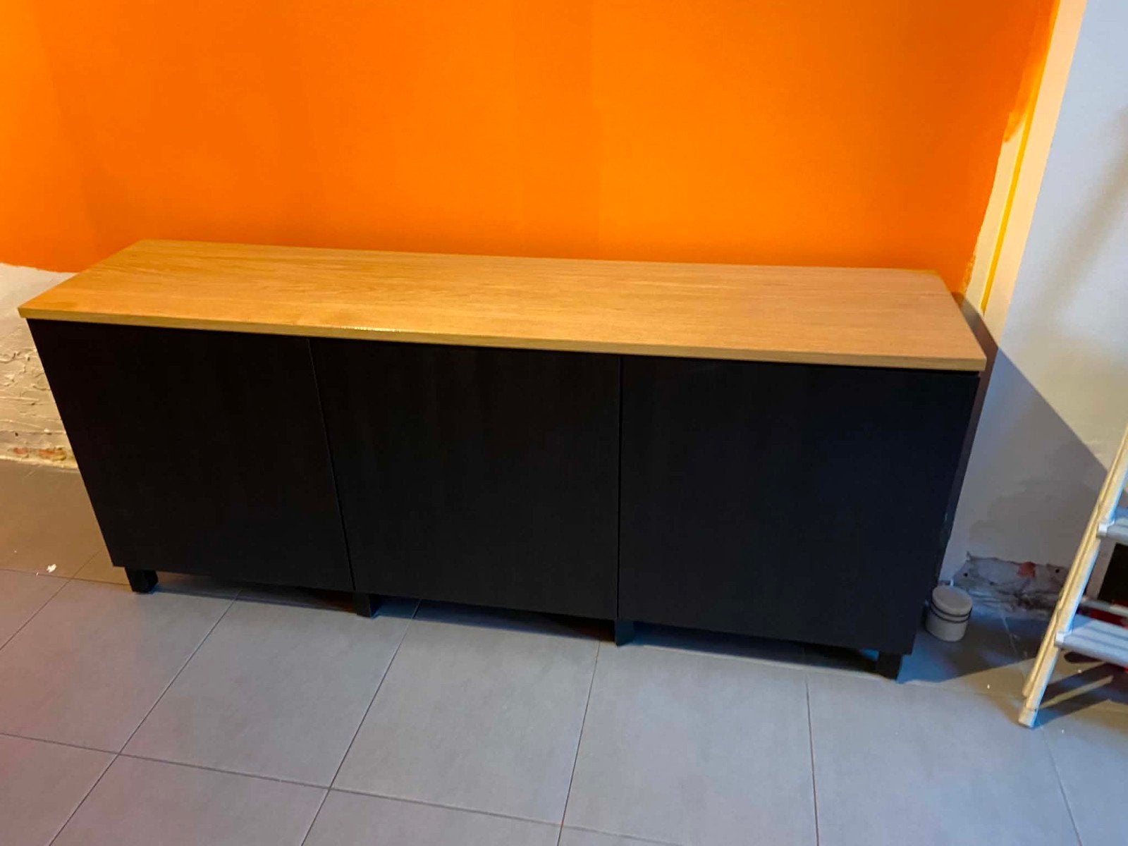 dressoir, Enlèvement