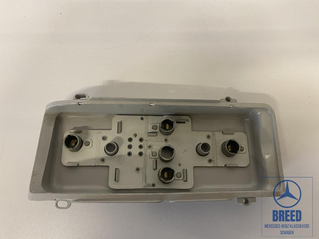 NOS lampendrager rechts Hella Mercedes-Benz W114 W115 /8, Neuf, -, -, Enlèvement ou Envoi