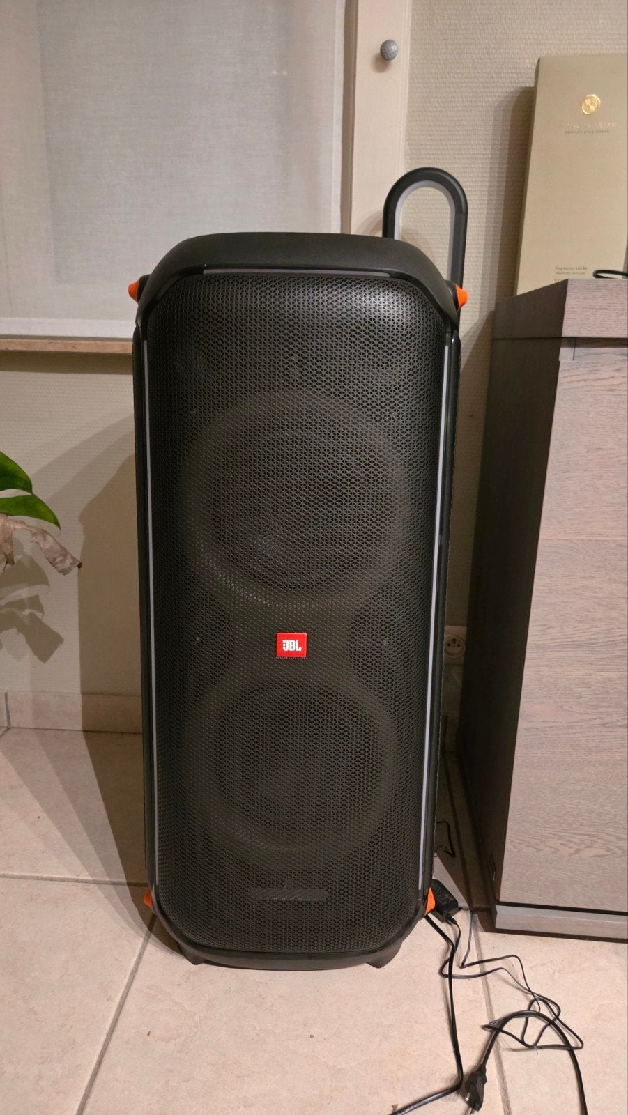 Jbl partybox 710, Enlèvement, JBL