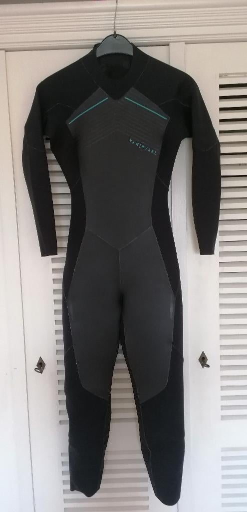 combinaison de plongée/maillot de bain, Enlèvement, Combinaison de plongée