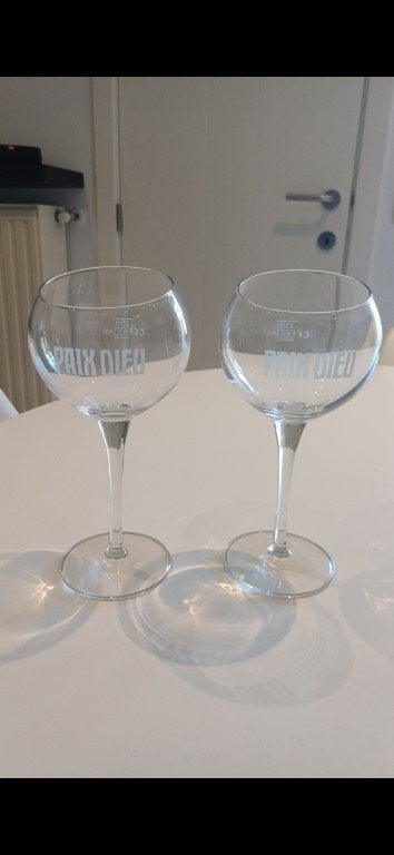 Glazen Paix dieux 33 cl , gin bombay , kriek on the rocks ., Verzamelen, Ophalen, Nieuw, Bierglas