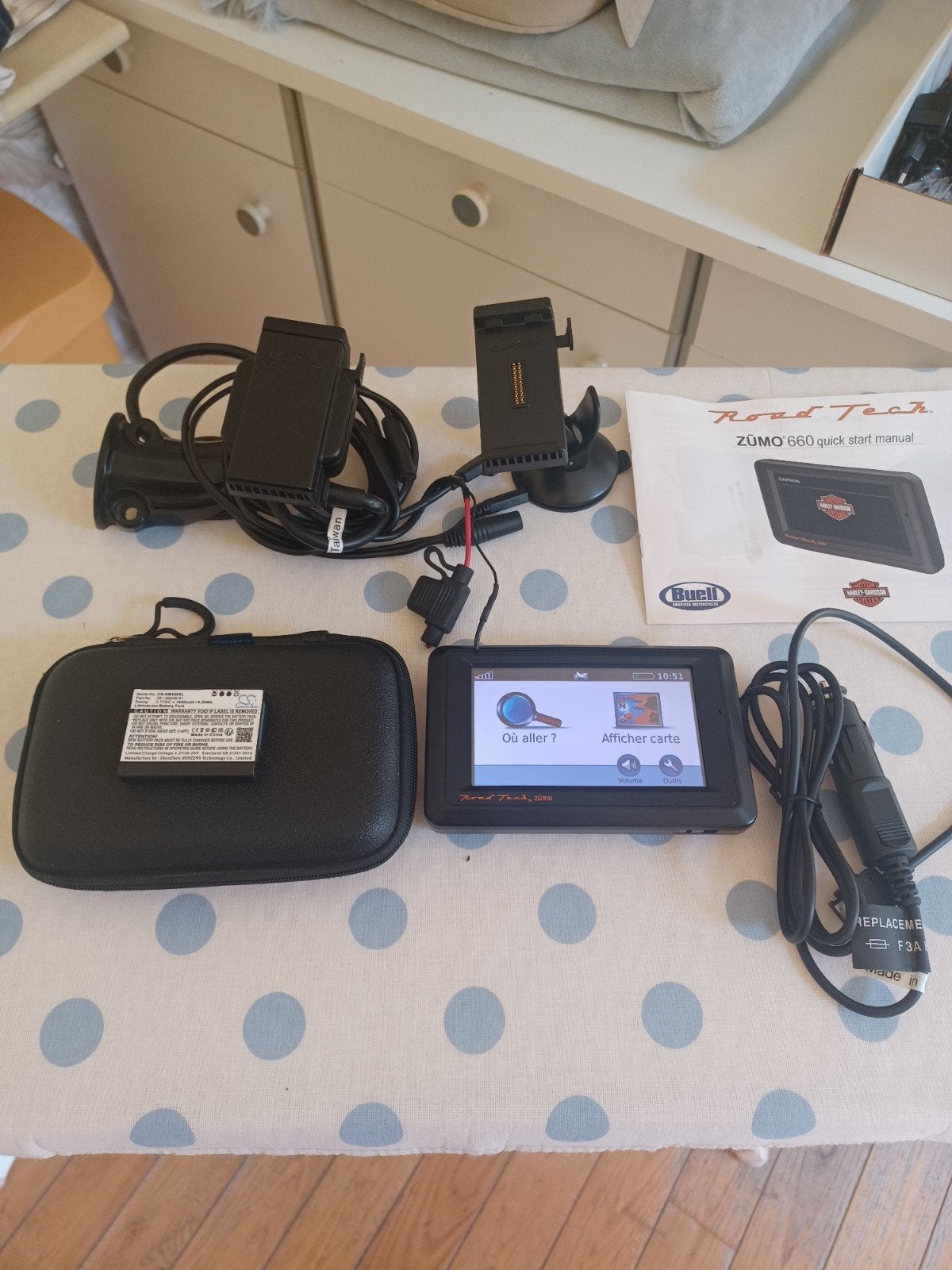 GPS GARMIN, Motos, Accessoires | Systèmes de navigation, Enlèvement