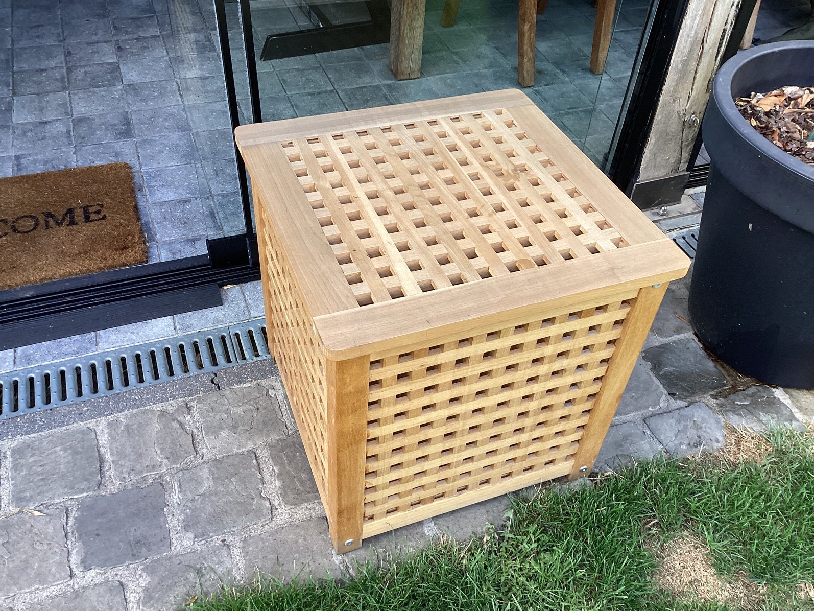 Bijzettafeltje, 2 stuks ., Tuin en Terras, Ophalen, Hout