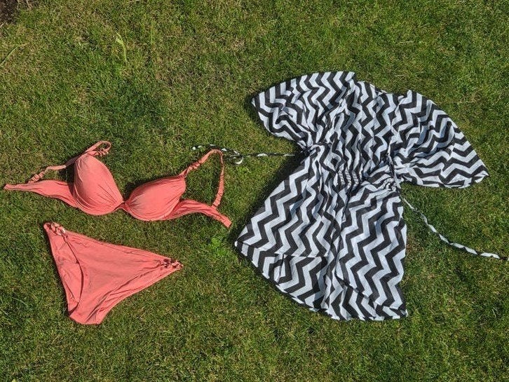 Magnifique bikini corail grand+tunique de plage Hunkemöller, Neuf, Enlèvement ou Envoi, Bikini, Hunkemöller