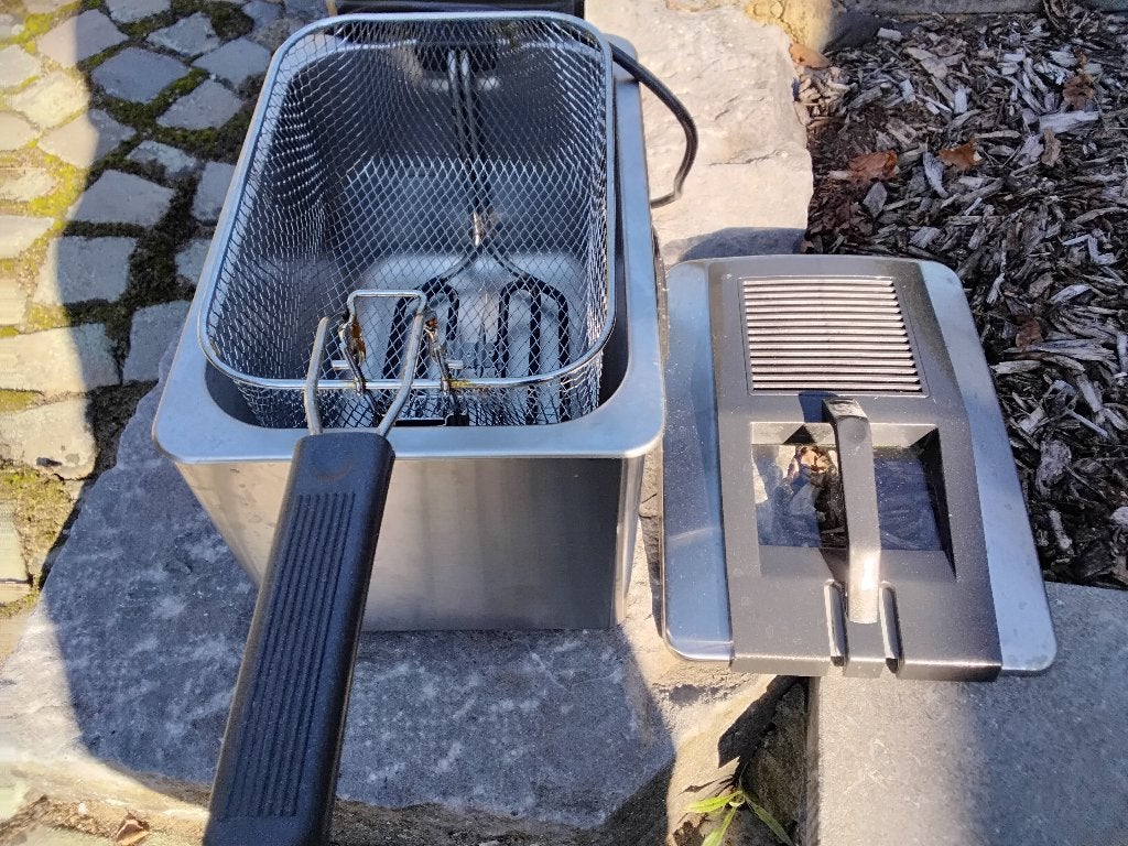 Frietketel fritel, Elektronische apparatuur, 1 tot 2 liter, Ophalen, Zo goed als nieuw, Uitneembare binnenpan