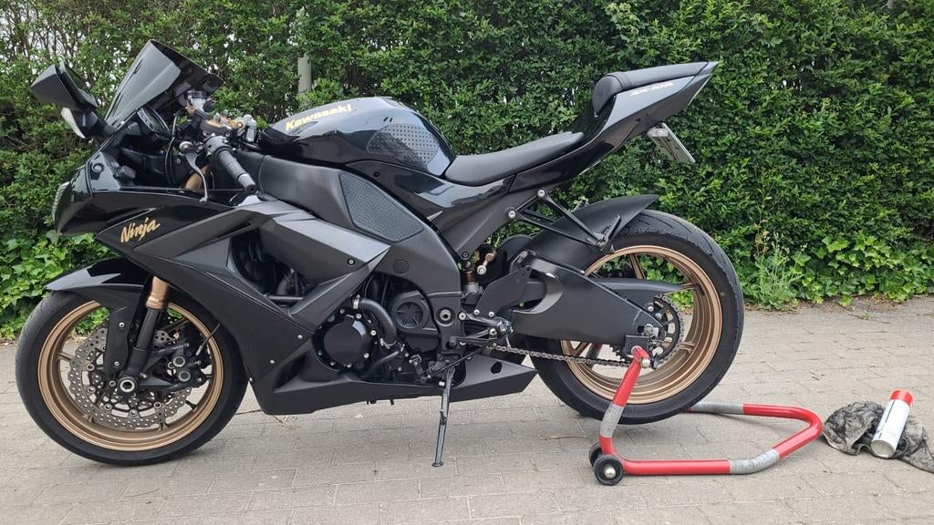 Kawasaki ZX10R / ZX-10R - Black edition, Particulier