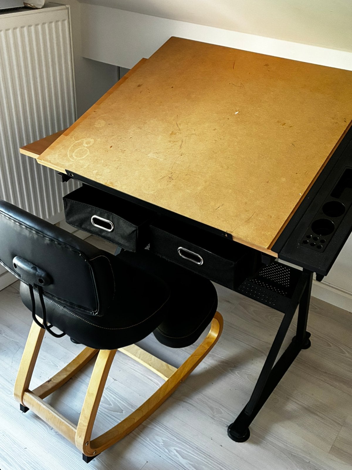 Table d’architecte et chaise ergonomique, Enlèvement, Comme neuf
