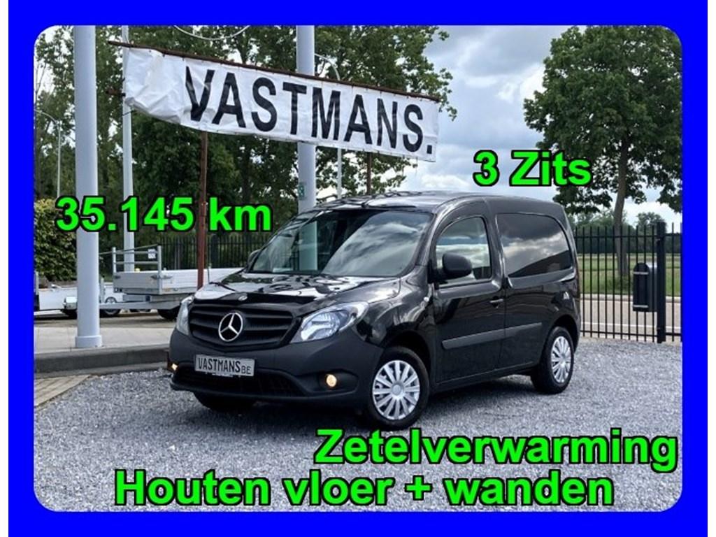 Mercedes-Benz Citan 109 13.885€ + BTW / 3 Zits / 35.145 km, Auto's, Mercedes-Benz, Monovolume, 95 pk, Start-stop-systeem, Zwart