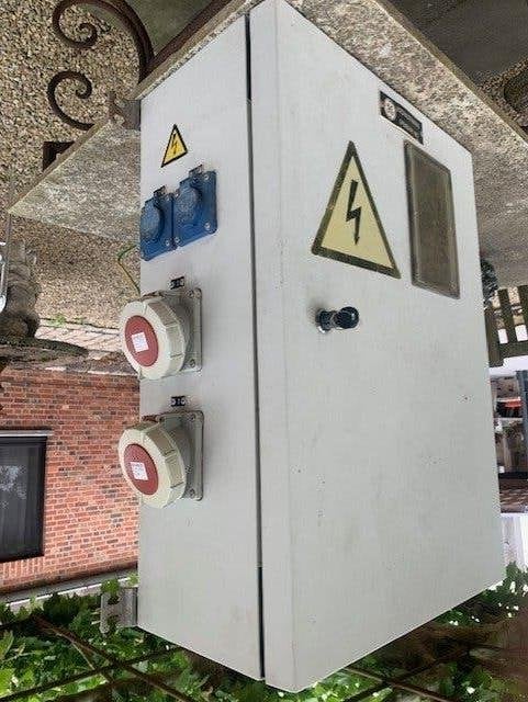 Werfkast elektriciteit., Enlèvement, Utilisé, Autres types