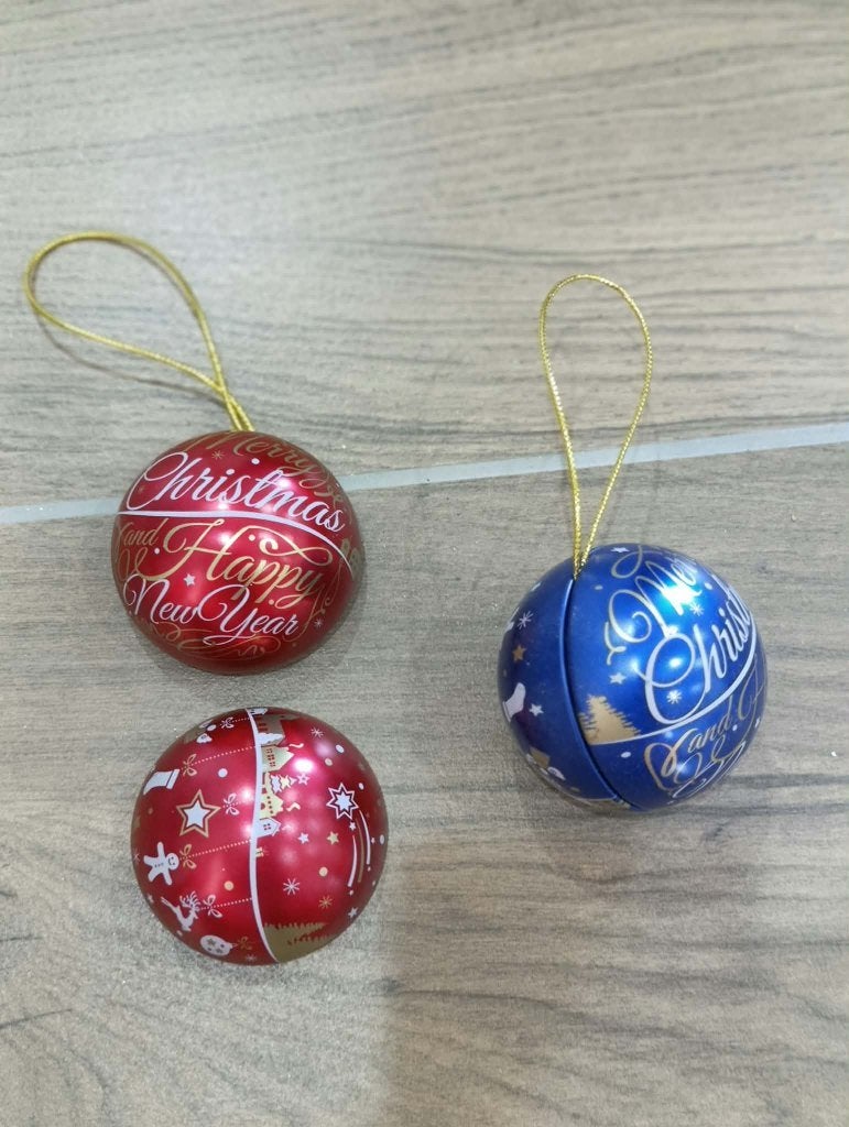Lot de 2 boules de Noël ouvrantes en plastique - Ø 6,8 cm, Ophalen, Zo goed als nieuw
