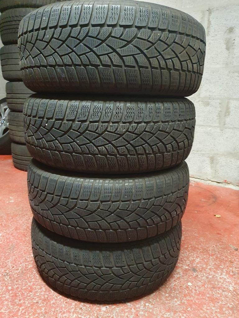 4 pneus  Dunlop 205/55/16 étoilée, Enlèvement, Utilisé