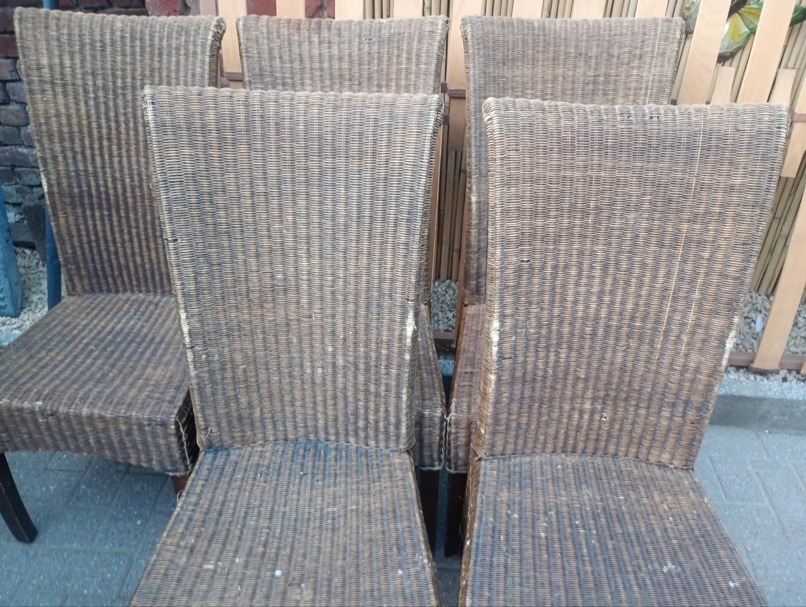 gratis rieten stoelen, Ophalen