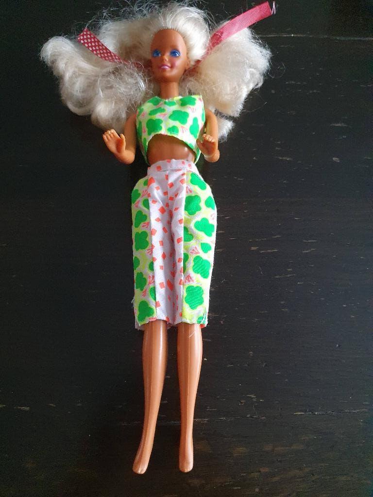 Barbie jaren 1990 met verschillende schoenen en kleding, Collections, Poupées, Enlèvement, Utilisé, Autres types