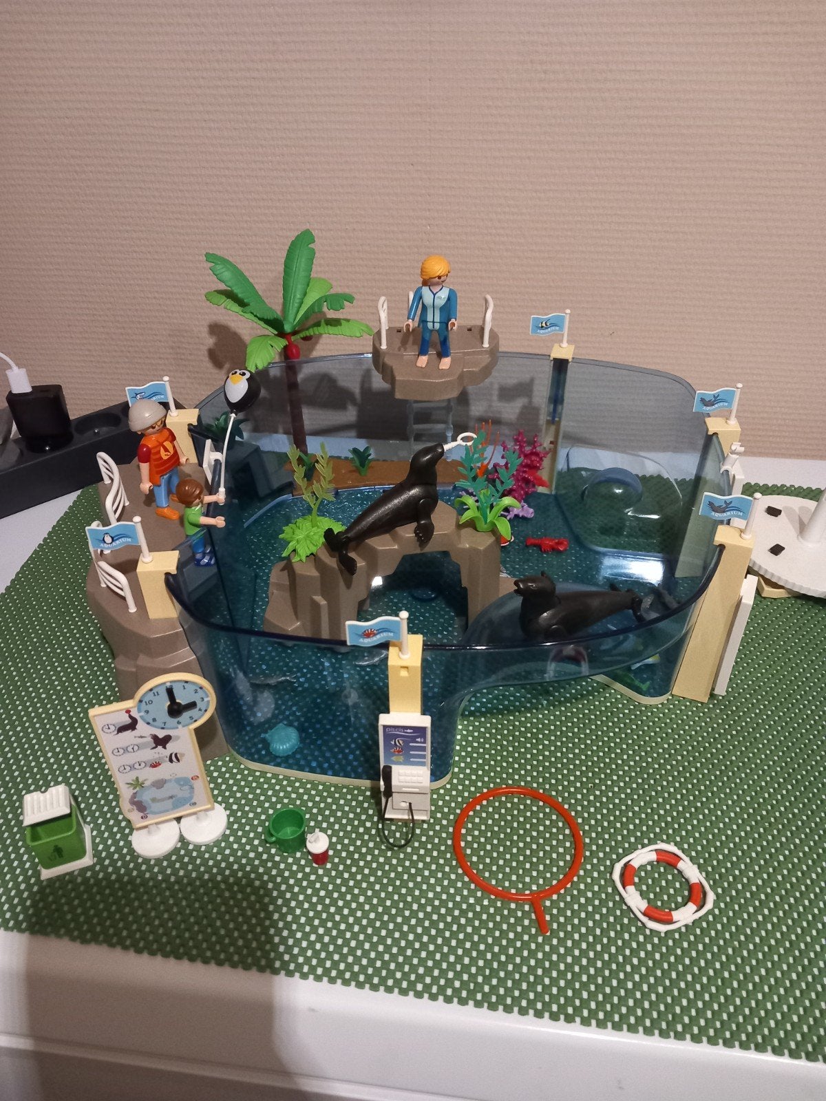 playmobil family fun aquarium mega, Enfants & Bébés, Enlèvement, Family fun