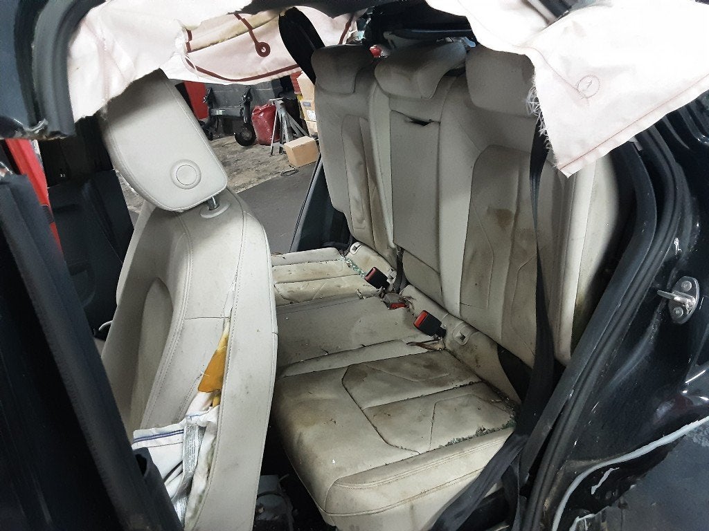 ACHTERBANK Audi Q3 (F3B) (01-2018/06-2021), Auto-onderdelen, Interieur en Bekleding, Info@audi.de, Audi, Audi AG, Gebruikt