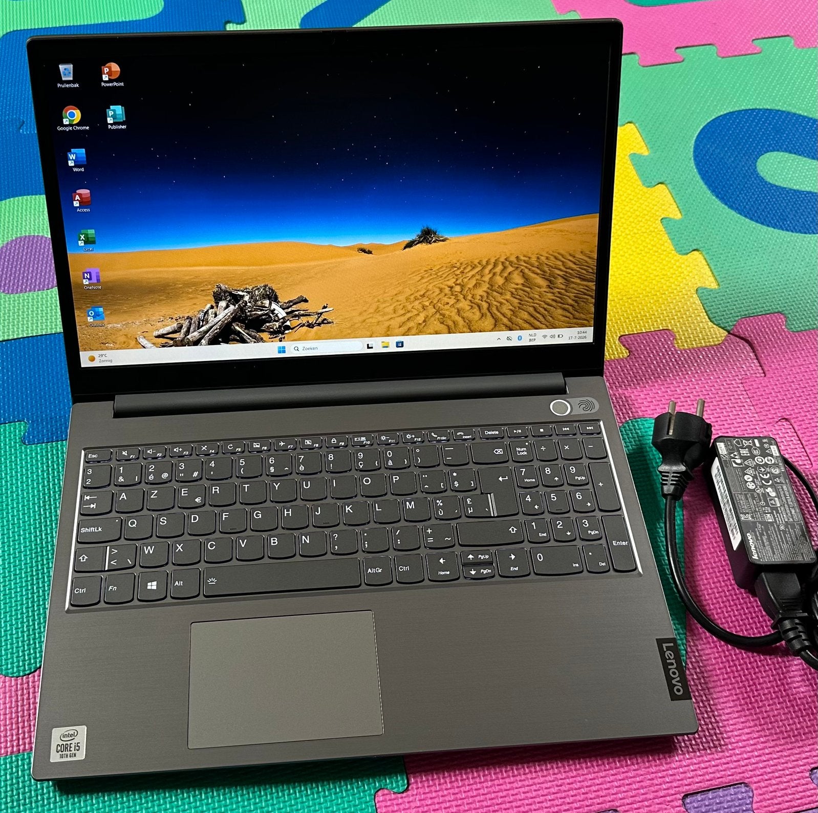 Mooie 15.6”Lenovo/ i5-10.generatie/16gb ddr4/500gb ssd/Win11, Computers en Software, Ophalen, 2 tot 3 Ghz, 15 inch, Zo goed als nieuw
