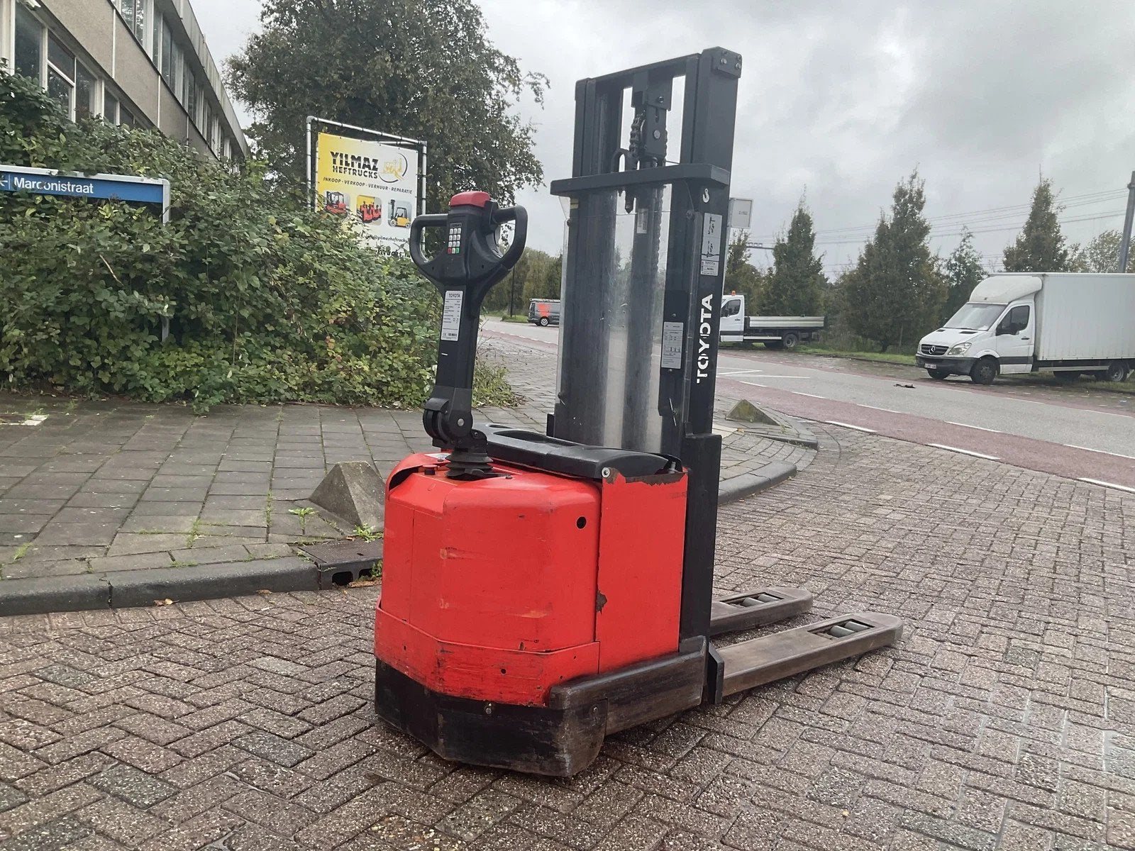 Toyota 7SM12F 1200KG 2.70METER STAPELAAR / HEFTRUCK, Zakelijke goederen, Stapelaar, Toyota, Marconistraat 2
3133KL  Vlaardingen, NL
