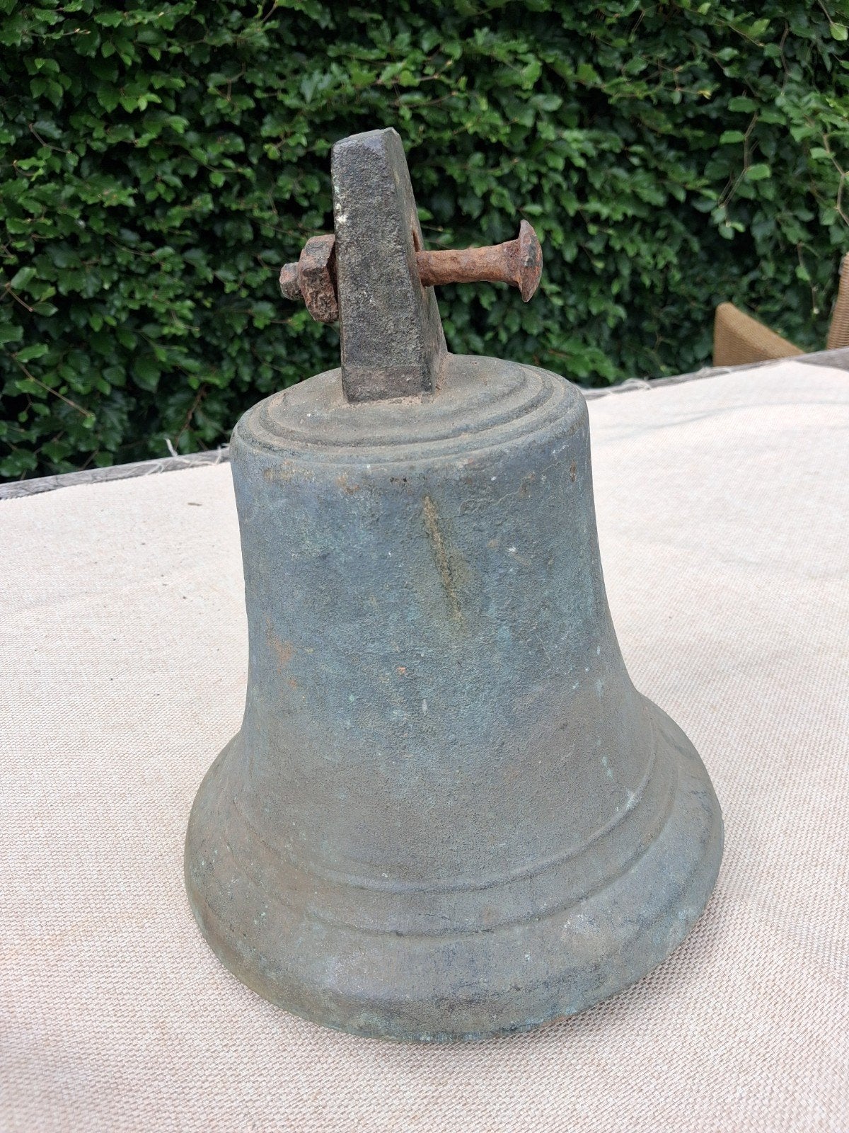 Grote antieke bronzen bel of klok, Ophalen of Verzenden