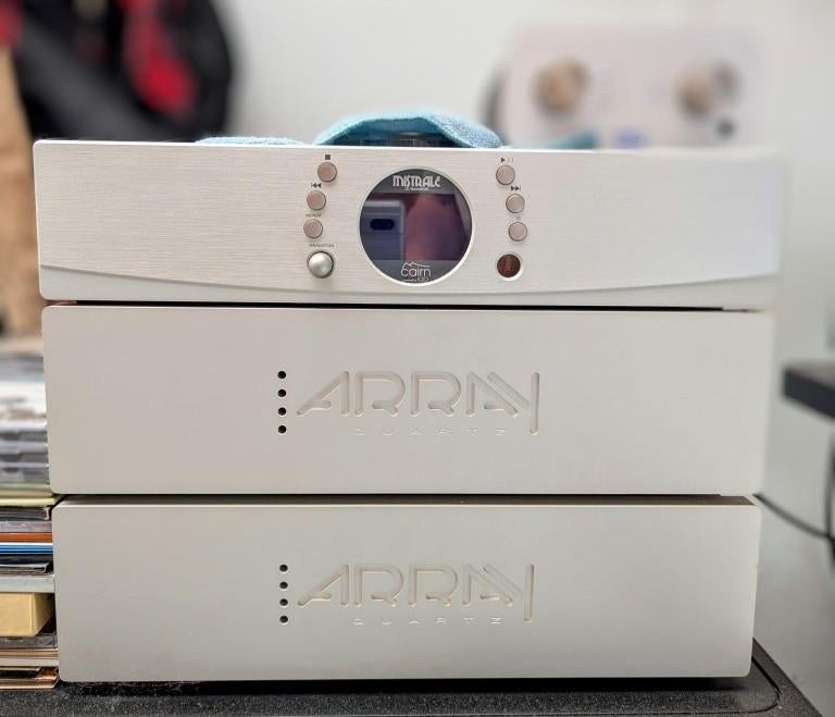 Array Audio mono versterkers Quartz M1 high end, Zo goed als nieuw, 120 watt of meer, Stereo, Ophalen