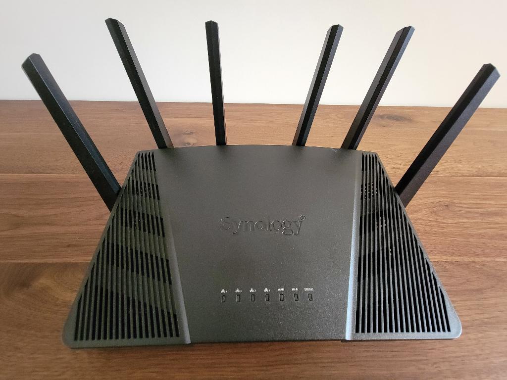 Routeur Synology RT6600ax Wi-Fi 6 Tri-band, Computers en Software, Accesspoints, Ophalen of Verzenden, Gebruikt, Synology