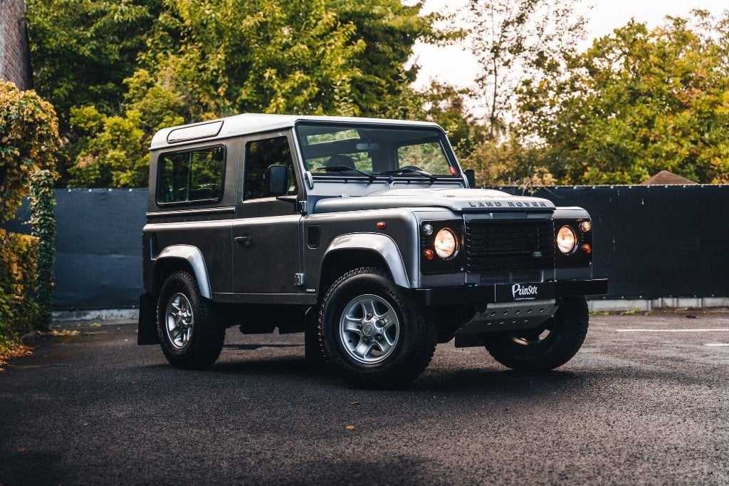 Land Rover Defender 90 // LOW KM // ORKNEY GREY, Auto's, 90 kW, Stof, Zwart, Vierwielaandrijving