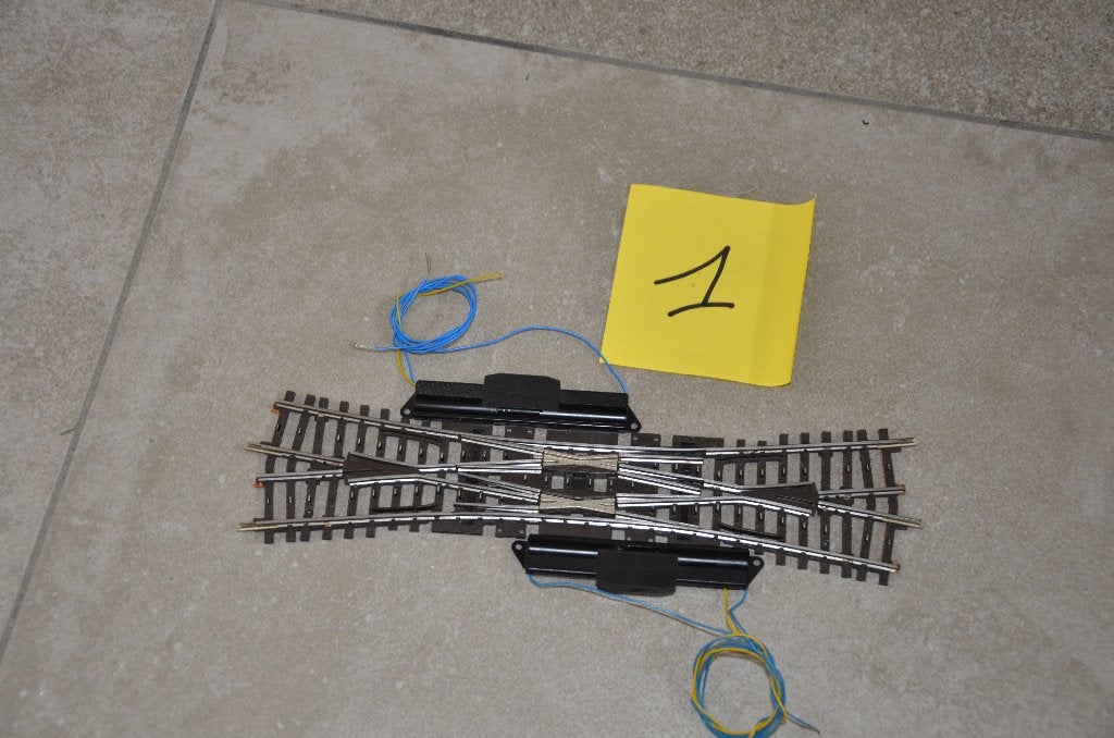 Marklin track K-2275 dubbele kruising + motor 7549, Ophalen of Verzenden, Gebruikt