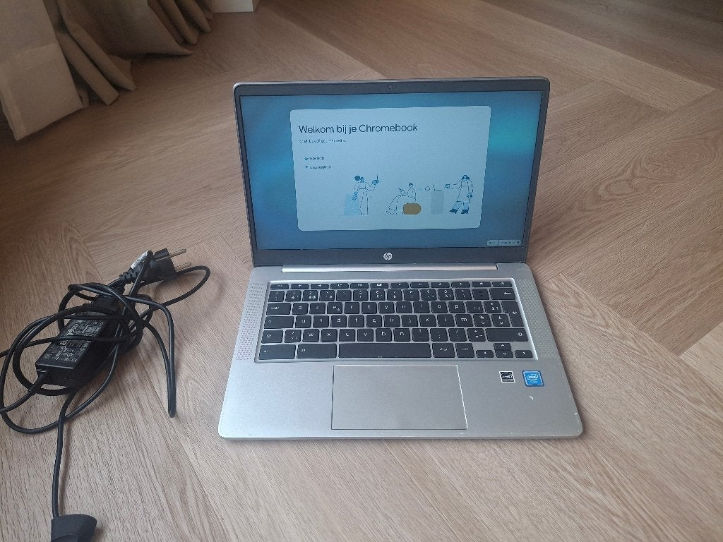 Hp Chromebook, 8 GB, Enlèvement, 10 pouces ou moins, 64 GB