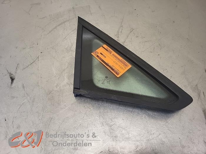 Vitre triangulaire avant droite d'un Volkswagen Caddy, Volkswagen, -, 3 mois de garantie, Utilisé