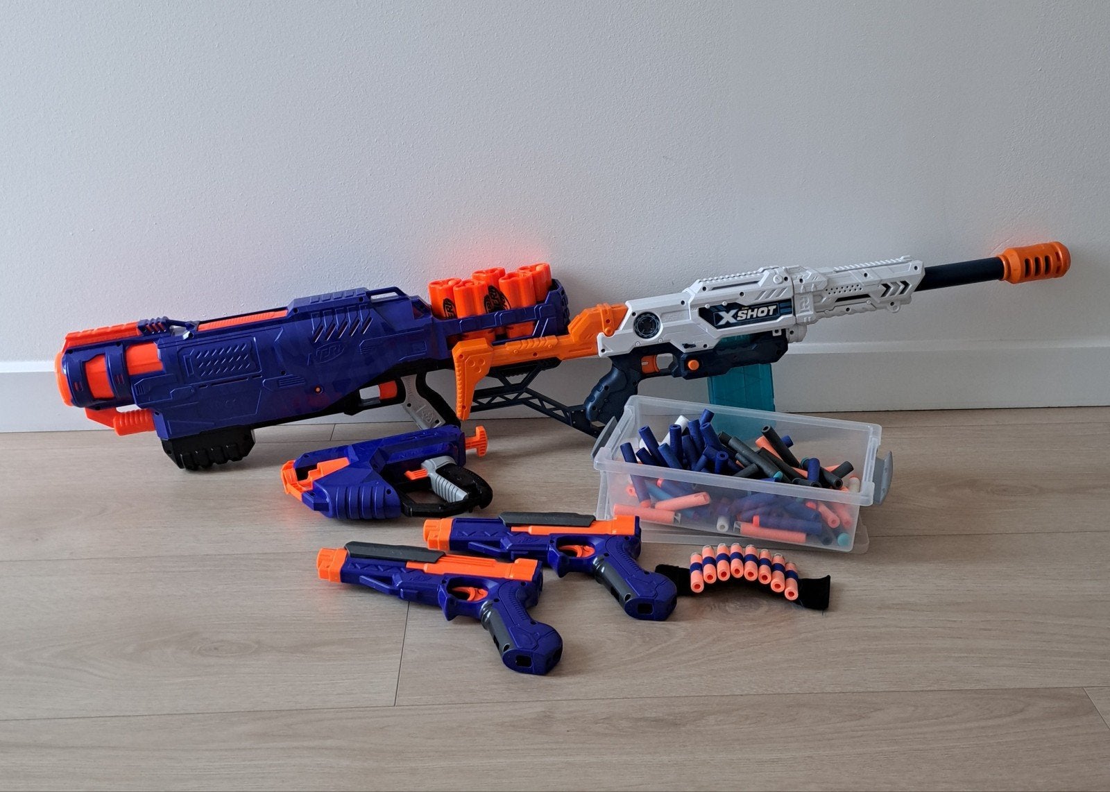 set Nerf geweren + >100 pijlen, Enlèvement, Comme neuf