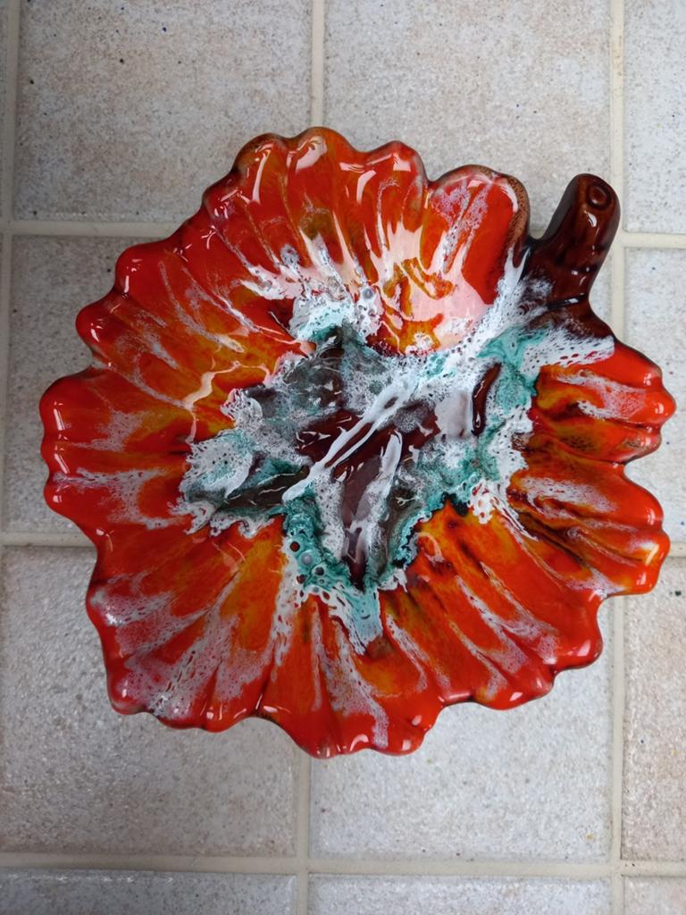 Vintage Vallauris stijl bladschaal – Fat Lava glazuur – Oran, Antiek en Kunst, Antiek | Keramiek en Aardewerk, Ophalen