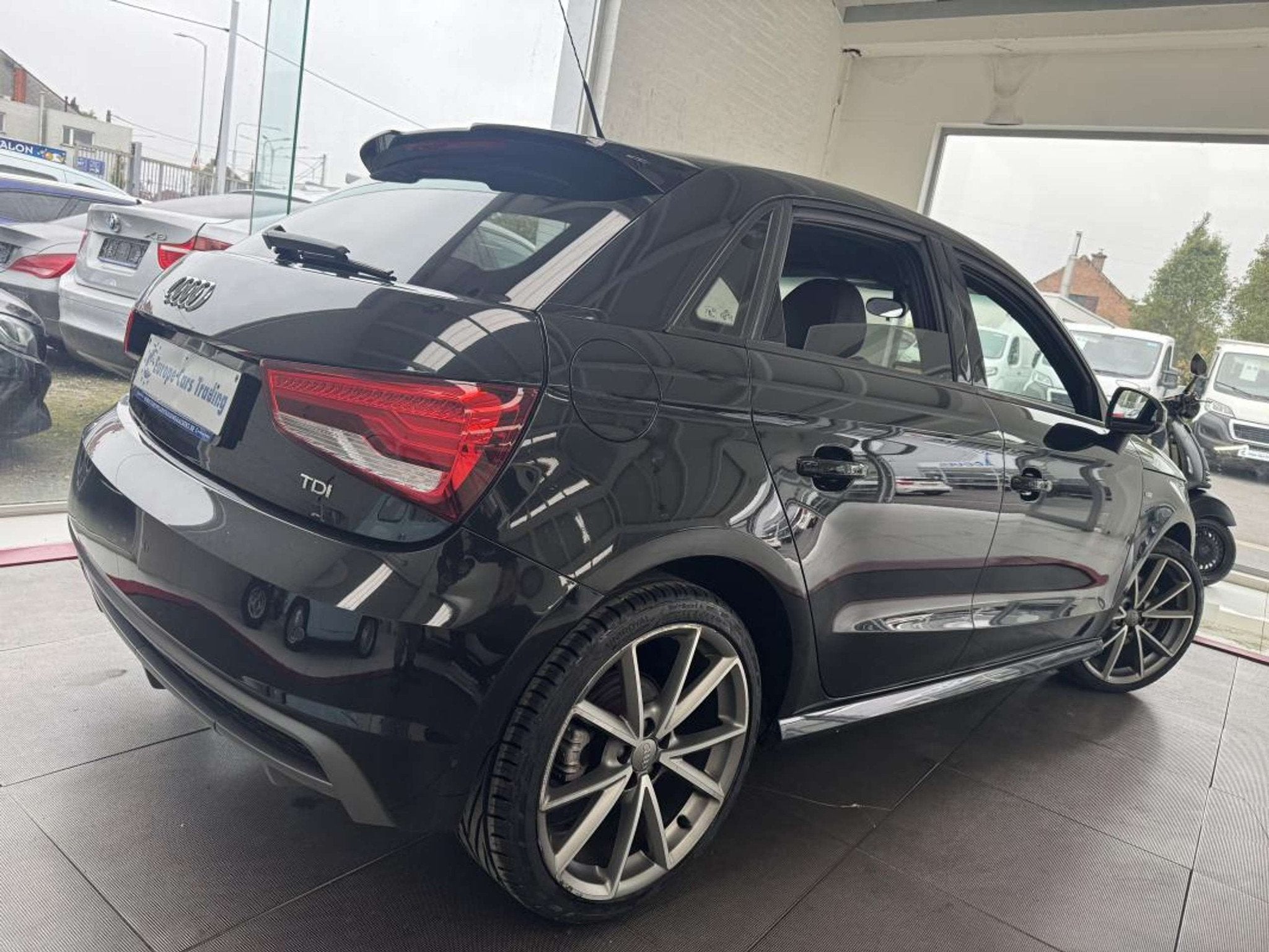 Audi A1 S line 1.6TDI 115CH BVA S-TRONIC DISTRIBUTION OK CUI, Achat, A1, Entreprise, 116 ch