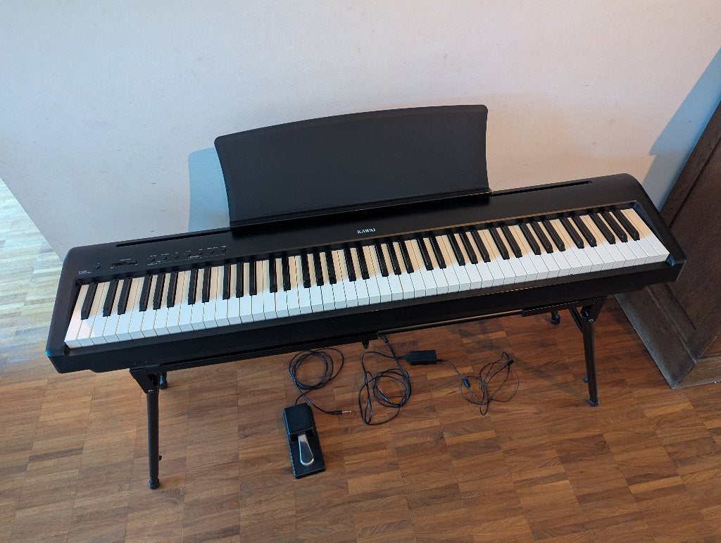Kawai ES100 Digitale Piano incl. onderstel, Muziek en Instrumenten, Piano's, Ophalen, Gebruikt, Zwart, Digitaal