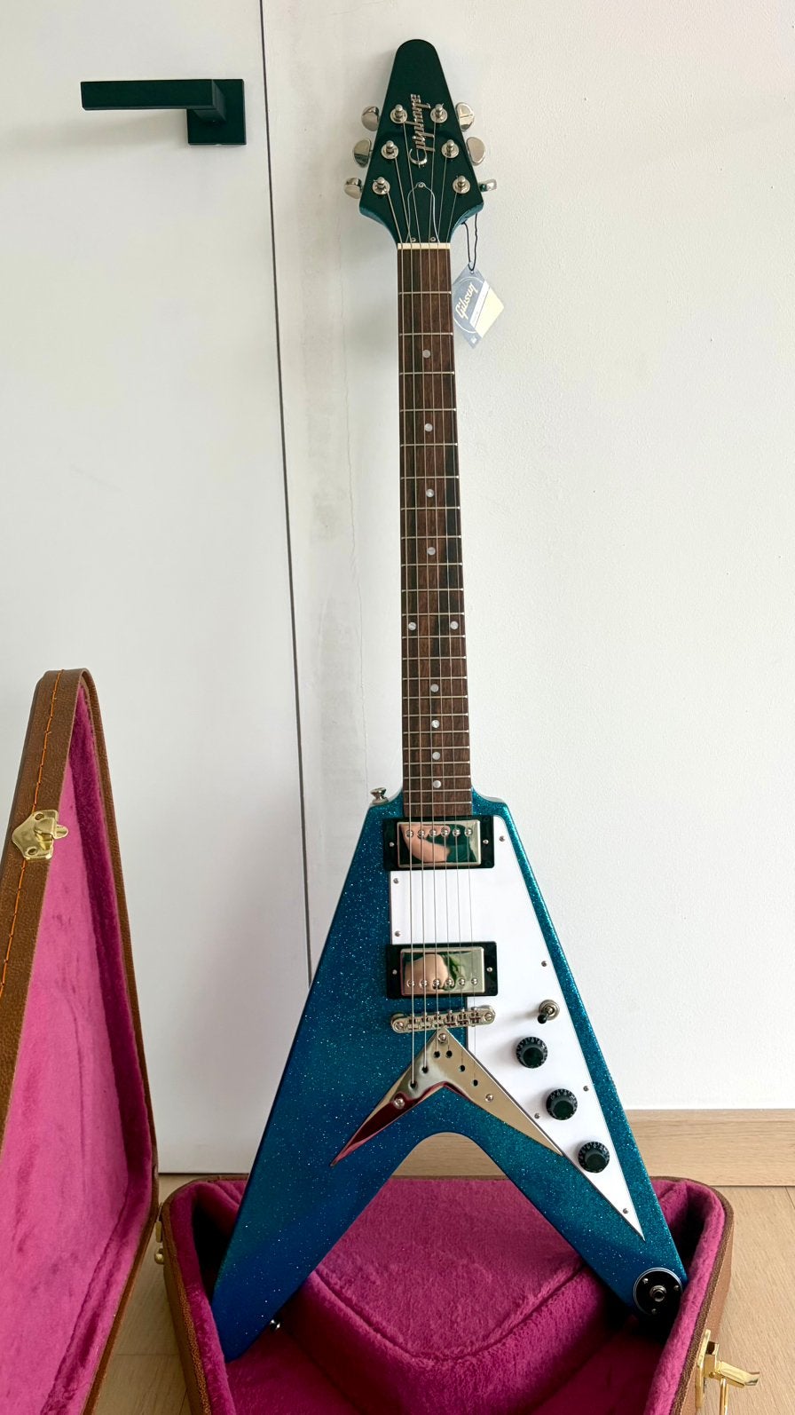 Epiphone Flying V ‘58– Brunswick Blue Sparkle, Muziek en Instrumenten, Ophalen, Zo goed als nieuw, Solid body, Epiphone