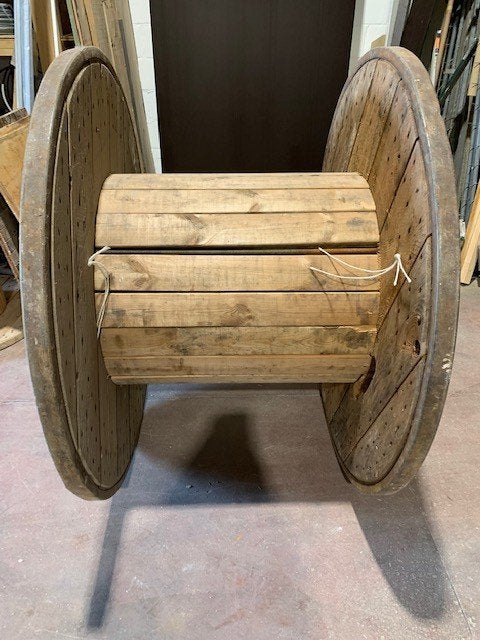 Kabelhaspels/Houten bobijnen, Ophalen